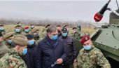 RUSKI TENKOVI ZA VEĆU BORBENU GOTOVOST SRBIJE Vučić poručio: Cilj nam je da osnažimo našu vojsku i poziciju vojne neutralnosti