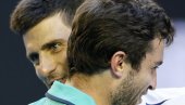 JAKA IZJAVA FRANCUSKOG TENISERA: Đoković rešava komplikovane probleme, a Federera baš briga za kolege