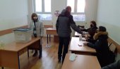 IZBORI ZA GRADONAČELNIKA SEVERNE MITROVICE: Glasali čelnici Srpske liste