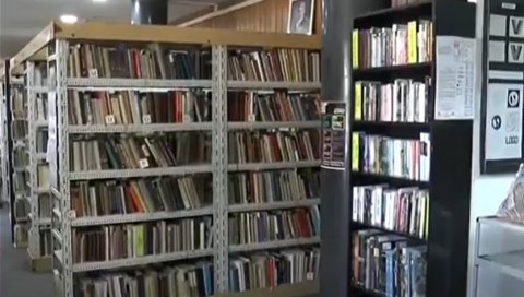 ДАНАС И СУТРА СЈАЈНА АКЦИЈА У ПИРОТУ: Малишанима омогућен упис у библиотеку уз попуст од 50 одсто