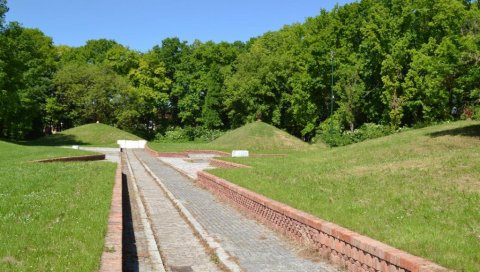 СЕЋАЊА НА ЗЛОЧИН НЕ БЛЕДЕ: После две деценије враћа се збирка у Спомен-гробље у Сремској Митровици