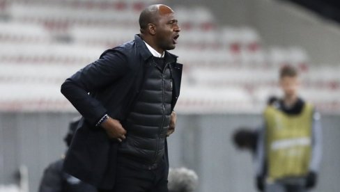 ЛЕГЕНДА НА КЛУПИ: Чувени Француз преузима дављеника из серије А