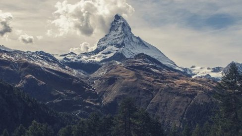 СИЛЕ ИЗ ДУБИНЕ: Нова теорија о настанку планина