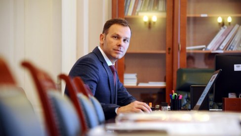 MINISTAR MALI SA DŽONOM JOVANOVIĆEM: O novoj garantnoj šemi za srpska preduzeća