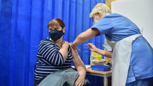 DŽAMIJA PRETVORENA U PUNKT ZA VAKCINACIJU: Muslimanska zajednica u Londonu podržava imunizaciju stanovništva