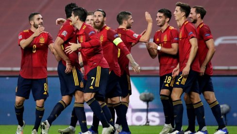 TEŽAK UDARAC ZA FURIJU: Objavljen spisak Španije, bez legendarnog defanzivca na EURO