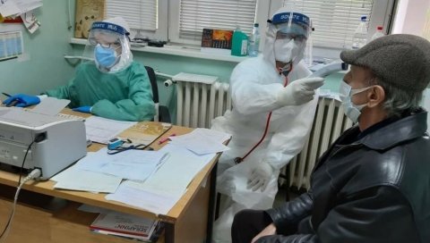 ЊИХ ДВЕ ЛЕЧЕ ЦЕО АЛЕКСИНАЦ: Светлана и Катарина примају све заражене, раде по 12 сати - прича о докторкама коју треба да види Србија