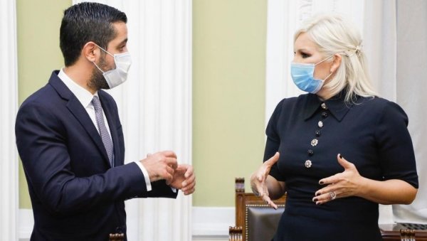 ЗАБРАНА НА ЛОГО ОД ПЕТ МИЛИОНА: После бурних рекација Момировић обуставио тендер, посао наручен за време Зораниног министровања