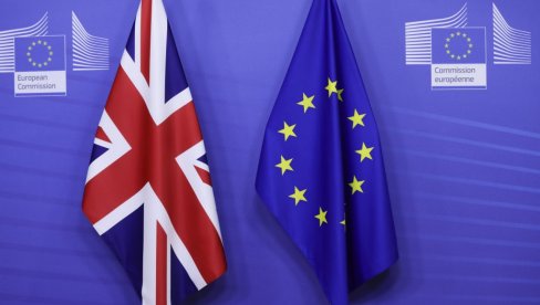IPAK SU SE RAZDVOJILI: Zastava EU neće moći u Velikoj Britaniji da se vijori bez dozvole vlade