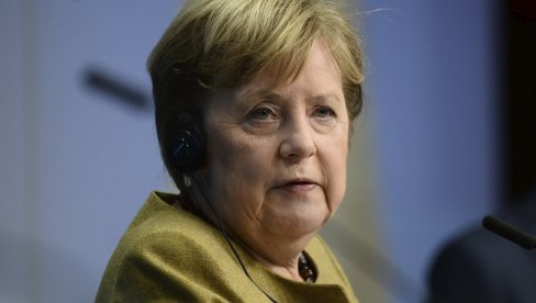 UŠLI SMO U NAJOPASNIJU FAZU PANDEMIJE: Merkelova upozorava - Postoji rizik od mutiranih sojeva koji će biti otporni na vakcine