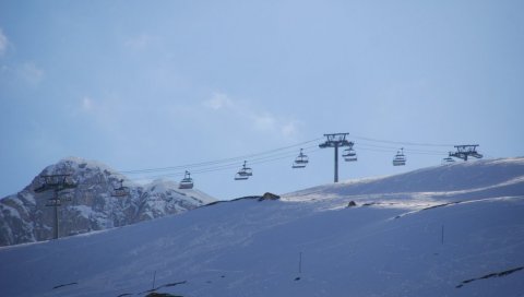 ЗАТВАРАЊЕ СКИЈАЛИШТА - ОТВОРЕНА ТЕМА - Брнабић: Појачаће се инспекције на планинама