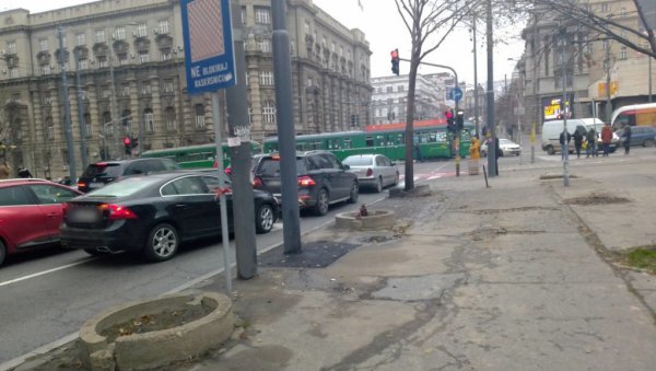 ВАЖНО ЗА ВОЗАЧЕ У СРБИЈИ: Од сада ће се возачке дозволе замењивати и на овај начин