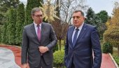SRPSKI NAROD IZDRŽAĆE SVE PRITISKE: Predsednik Srbije sastao se sa Miloradom Dodikom i poslao važnu poruku