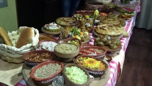 ВИРТУЕЛНА РАДИОНИЦА ИЗРАДЕ СПЕЦИЈАЛИТЕТА: Стишка посна трпеза ове године у измењеном издању