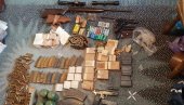 ПУНА КУЋА ОРУЖЈА: Ухапшен због сумње да је продавао оружје