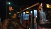 ИНЦИДЕНТ У ГРОЦКОЈ: Пала конструкција стајалишта на аутобус, унутра било шесторо путника, срећом нико повређен! (ВИДЕО)