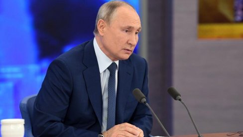 I RUSIJA SE OPRAŠTA OD VELIKOG LIDERA: Putin tražio da forum u Sankt Peterburgu počne minutom ćutanja