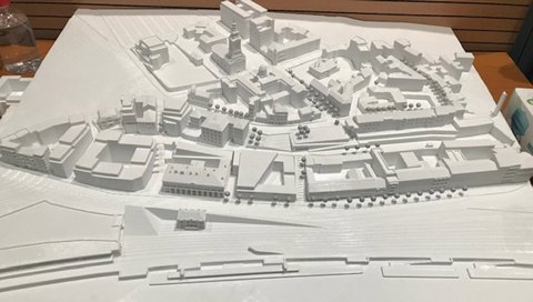 О КОСАНЧИЋУ ХЛАДНЕ ГЛАВЕ: Одложена јавна расправа у Управи града о уређењу блока код Карађорђеве улице