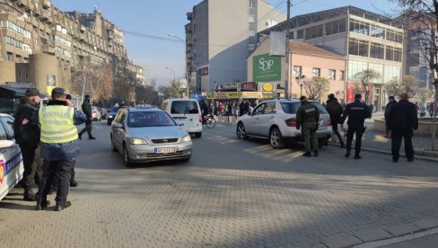 PAZARU TREBA NOVA SABLJA: Stanovnici najvećeg grada raške oblasti o pojačanom prisustvu žandarmerije posle niza uličnih obračuna