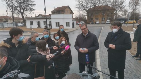 AGENCIJA ZA LEKOVE ZADOVLJNA KVALITETOM RUSKE VAKCINE: Predsednik najavio - Postoji šansa za proizvodnju u Srbiji