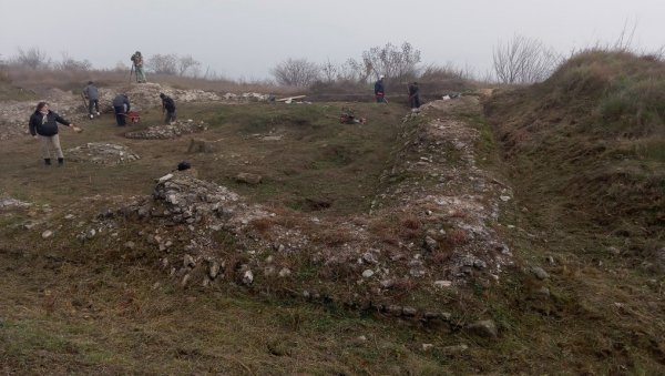 ЗАВРШЕНА ПРВА ФАЗА: Радови на археолошком налазишту Гламија у Рткову код Кладова