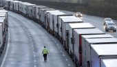 KILOMETARSKA KOLONA NA IZLAZU IZ SRBIJE: Na granici sa Rumunijom kamioni čekaju više od 10 sati