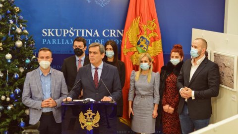 ПРИЗНАЊЕ ГЕНОЦИДА МИЛОВА НАРУЏБИНА? Нови захтев Бошњачке странке, партнера Ђукановићеве власти - Резолуција о Сребреници