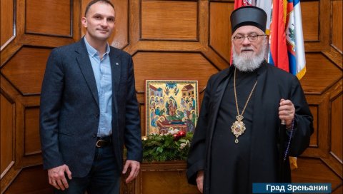 УПОЗНАВАЊЕ СА ГРАДОНАЧЕЛНИКОМ: Епископ Никанор у градској кући у Зрењанину