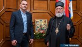 УПОЗНАВАЊЕ СА ГРАДОНАЧЕЛНИКОМ: Епископ Никанор у градској кући у Зрењанину