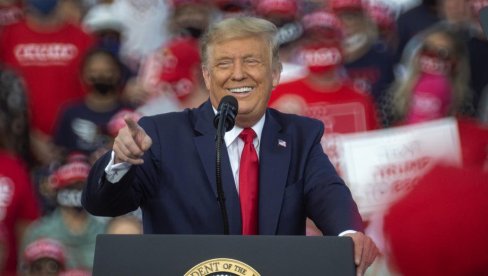 PENS ŽELI DA BUDE PREDSEDNIK: Bivši potpredsednik SAD misli da može da pobedi Trampa