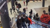 DRAMA U UŠĆU: Evakuisani posetioci tržnog centra