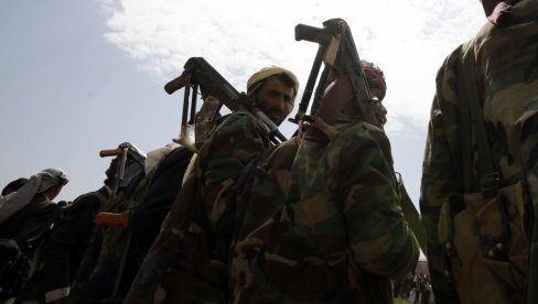 NAPAD KREĆE VEČERAS: SAD i Britanci spremni da udare na Hute u Jemenu