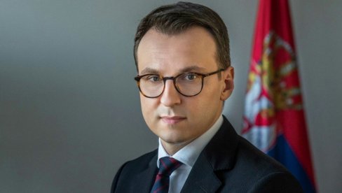 БОЉЕ ПРОБЛЕМИ НА СТОЛУ, НЕГО ДА У ИНЦИДЕНТИМА СТРАДА СРПСКИ НАРОД: Србија инсистира на дијалогу са Приштином