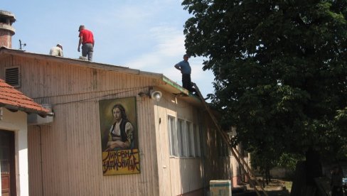 UMETNOST U VRANJU: Čak 130 radova na izložbi polaznika Likovne radionice