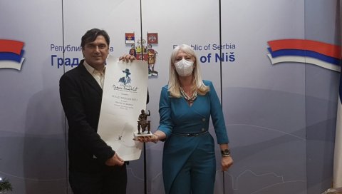 БРАНКО КАО ИЗАЗОВ: Песнику Ненаду Милошевићу у Нишу уручено престижно књижевно признање