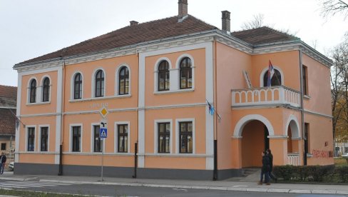 ČUVAR KULTURNOG NASLEĐA: Šest decenija Istorijskog arhiva u Kraljevu (FOTO)