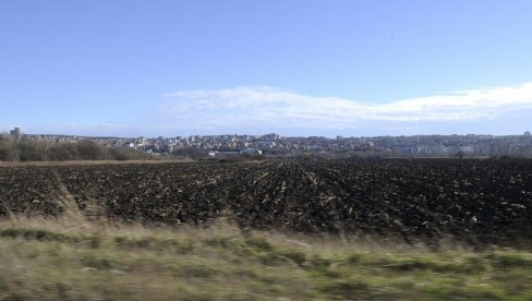 I VAŠOJ NJIVI TREBA ODMOR: Jeste li čuli za ugar i parlog - Evo šta znače i zašto su korisni