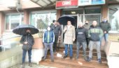STRUJE NEMA, ŠTETA OGROMNA: Protest pred direkcijom CEDIS u Beranama, zbog petodnevnog nestanka struje na severu Crne Gore