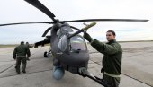 NEBESKA PESNICA VOJSKE SRBIJE: Reporteri Novosti na zadatku sa pilotima moćnog helikoptera Mi-35