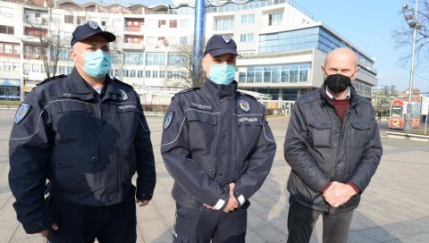 МИРНА НОВОГОДИШЊА НОЋ У КРАЉЕВУ: Без инцидената и нарушавања јавног реда и мира