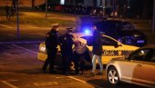 POGNUTE GLAVE, LISICE NA RUKAMA: Policija sprovodi osumnjičene za ubistvo kod pumpe, navijači oko zgrade Tužilaštva! (FOTO)