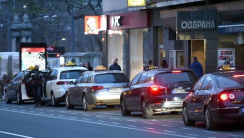 DOK ČEKAJU PARE, OSTANU BEZ KOLA: Taksisti upozoravaju da nije lako kupiti nov automobil uz subvenciju države