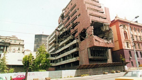 КОГА ЈЕ НАТО БРАНИО ОД СРБА 1999? Пушков оштро Столтенбергу - Цео свет је видео како сте бомбардовали Београд