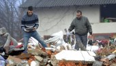 НОЋИ У ШАТОРУ ОД ПЛАСТИКЕ: Потресне сцене после земљотреса у Хрватској и даље долазе из Петриње, помоћ споро пристиже