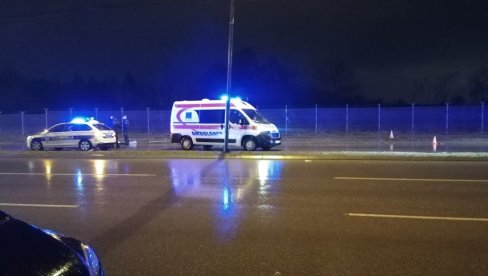 OD SILINE UDARCA PRELETELI PREKO OGRADE: Vozilo pokosilo dvoje pešaka, detalji stravične nesreće u Nišu (FOTO/VIDEO)