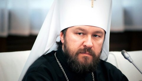 НА БОЖИЋНУ ЛИТУРГИЈУ ПРЕКО ТЕЛЕВИЗИЈЕ: Верници да прате директан пренос код куће, руска црква донела одлуку