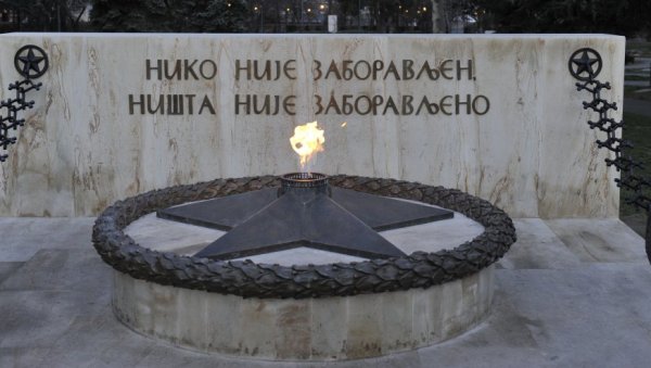 СЕДАМ ДАНА ОД КАКО ЈЕ ОСКРНАВЉЕНА: „Вечна ватра“ на Спомен-гробљу ослободилаца Београда поново гори