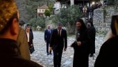 VUČIĆ STIGAO NA HILANDAR: Večeras u 2h posle ponoći prisustvuje Božićnoj liturgiji