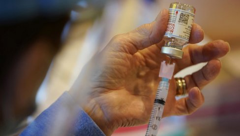 TREBA NAM JOŠ VREMENA: Američka vlada pritiska Modernu, traže da ubrzaju proizvodnju vakcine