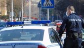 OPLJAČKANA BANKA U BEOGRADU: Naoružani razbojnik izvadio pištolj, pa uzeo novac, Hitna na licu mesta